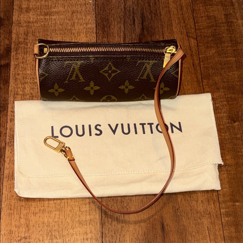 Louis Vuitton mini papillon Wristlet pouch authentic